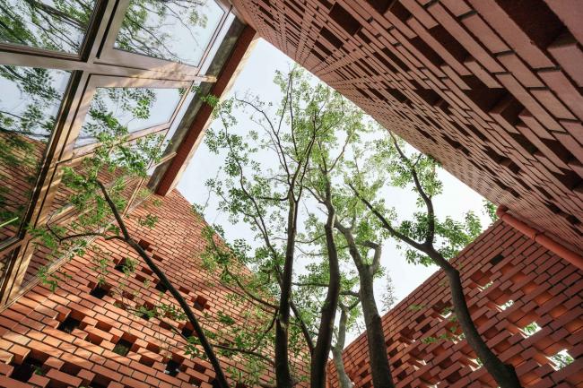 BIM建筑|在记忆与盼望之间：华东师范年夜学丽娃河畔书吧补葺 / 上海日清建筑设计