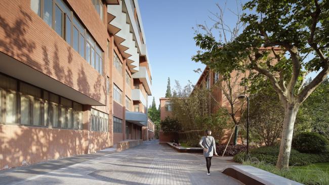 BIM建筑|在记忆与盼望之间：华东师范年夜学丽娃河畔书吧补葺 / 上海日清建筑设计