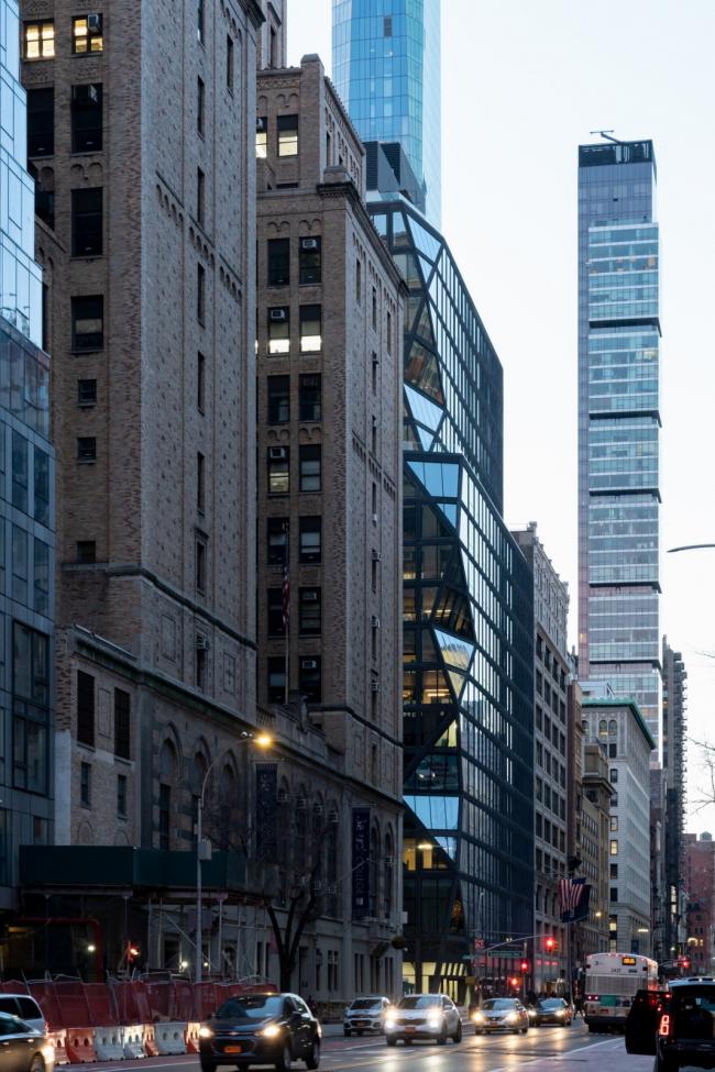 BIM建筑|立体派艺术融进汗青街区：纽约东22街121号公寓 / OMA