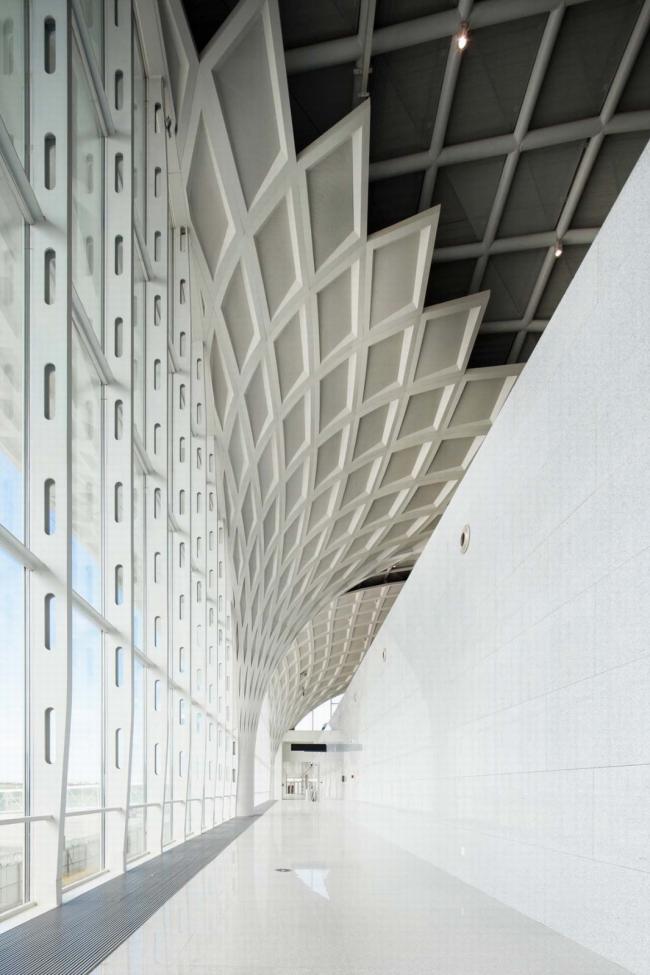 BIM建筑|金色白桦林涌起的连绵的海浪：呼伦贝尔海拉尔机场扩建工程 / 中国建筑设计院一合建筑设计研讨中间U10