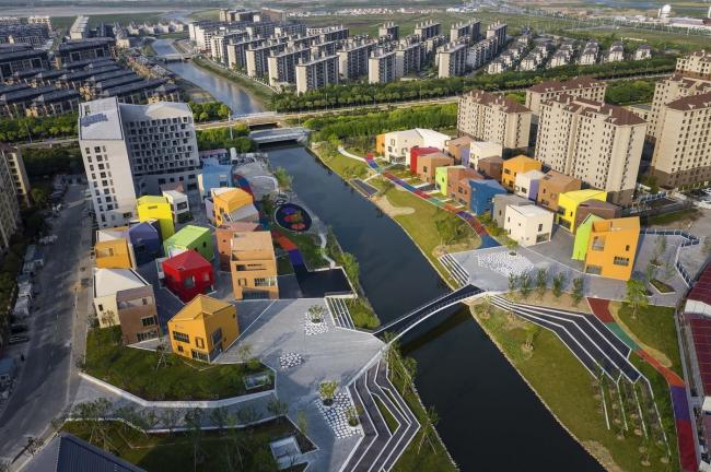 BIM建筑|老集市的味道，儿时记忆里的颜色：上海临港新城社区贸易中间 / 上海中房建筑设计