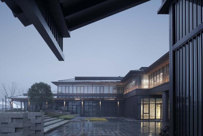 BIM建筑|青石古镇，缕缕乡愁：枫桥经验摆设馆 / 浙江年夜学建筑设计研讨院建筑九院