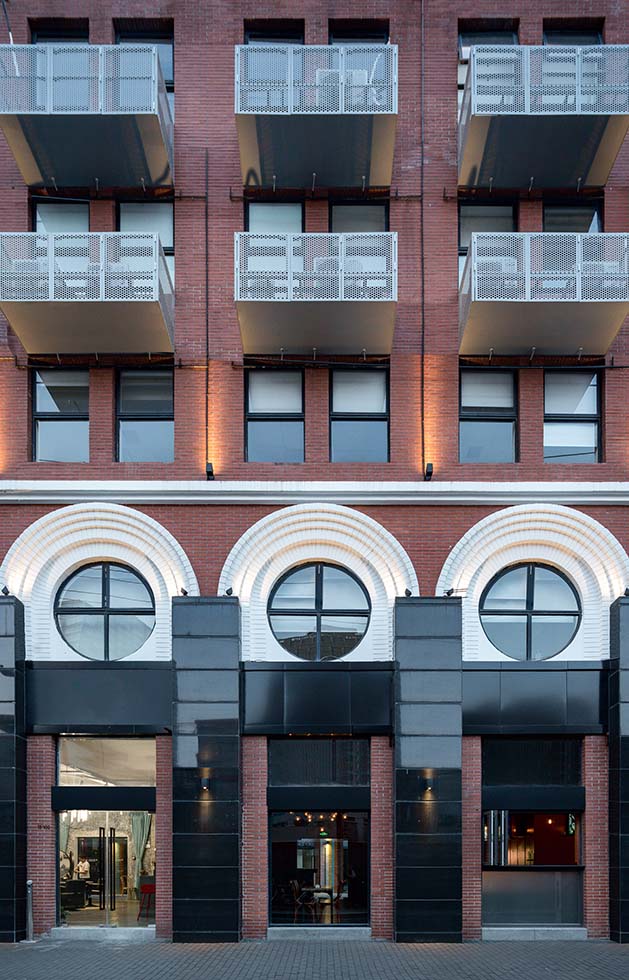 BIM建筑|上海老船埠：传奇十二年，地标再进级 / 三益设计 | 城市更新事业部，室内与景不雅事业部