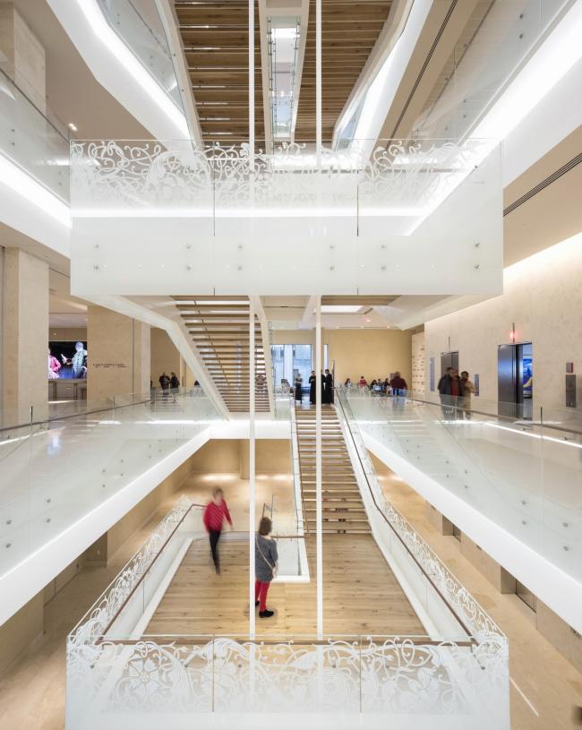 BIM建筑|融进经典元素的华盛顿圣经博物馆 / SmithGroup