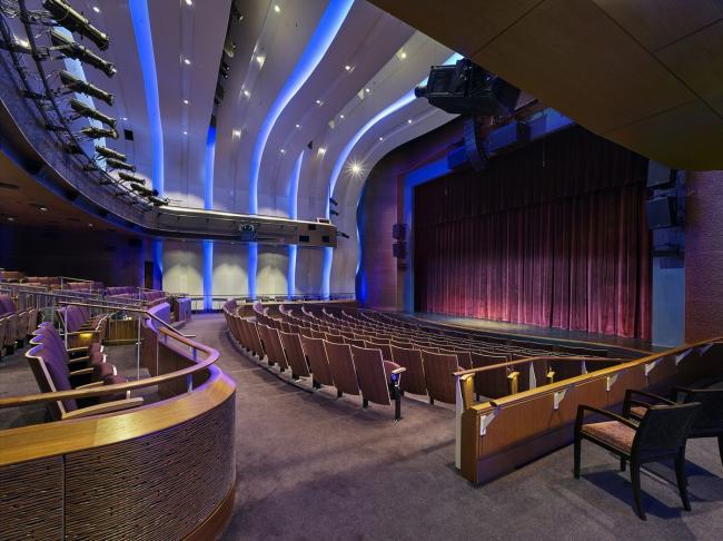 BIM建筑|融进经典元素的华盛顿圣经博物馆 / SmithGroup