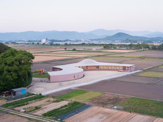 BIM建筑|山形围绕，活动的河道：日本 Subaru 幼儿园 / RFA+CFA