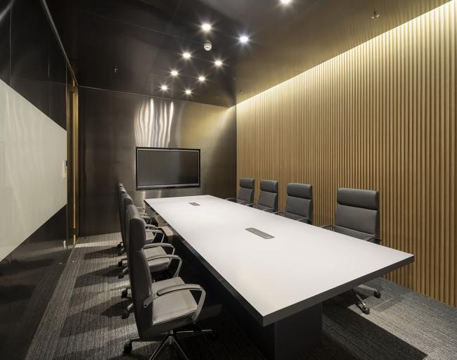 BIM建筑|回于天然——高楼中的结合办公设计 / UDS 誉都思建筑咨询有限公司