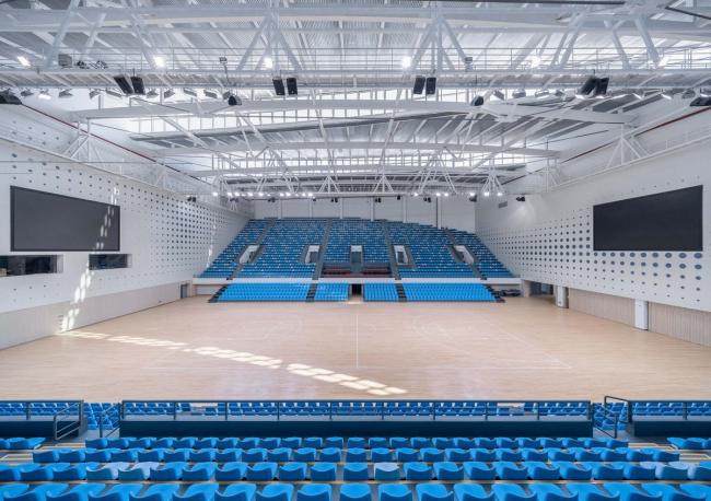 BIM建筑|天高海阔，如同年夜海上翻腾的白色巨浪：如东体育中间 / 同济年夜学建筑设计研讨院