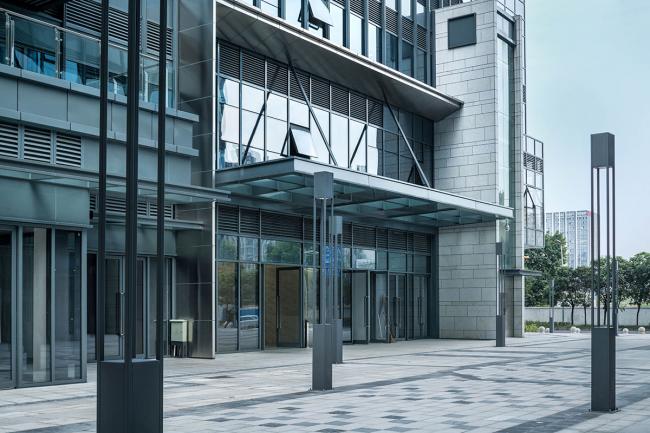 BIM建筑|活动的空间系统——成都昌鑫青羊万和中间 / 成执设计