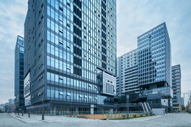 BIM建筑|活动的空间系统——成都昌鑫青羊万和中间 / 成执设计