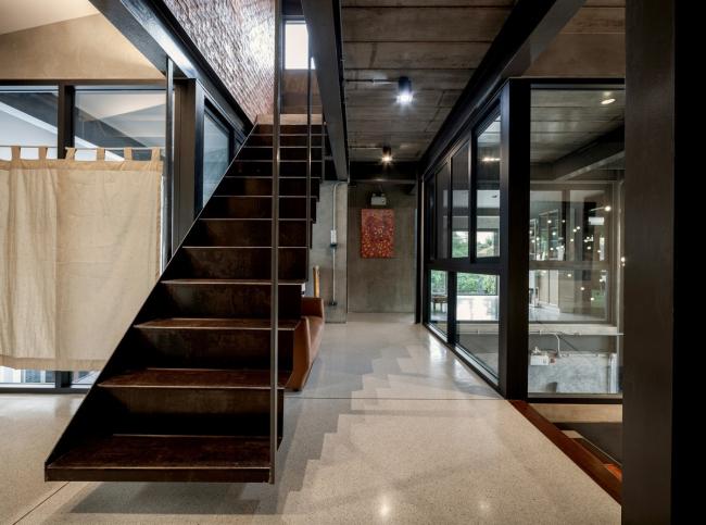 BIM建筑|泰国室第 713：一半栖身，一半不雅景 / Junsekino Architect and Design