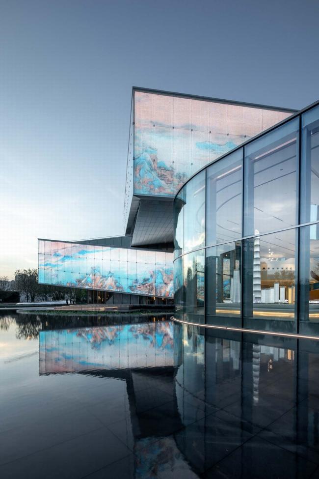 BIM建筑|走马看花，温润剔透：深圳世茂深港国际中间展现馆 / 水石设计