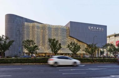 BIM建筑|现代轻透与传统厚重融合的美感：上海虹桥艺术中间 / BAU-BIM建筑网