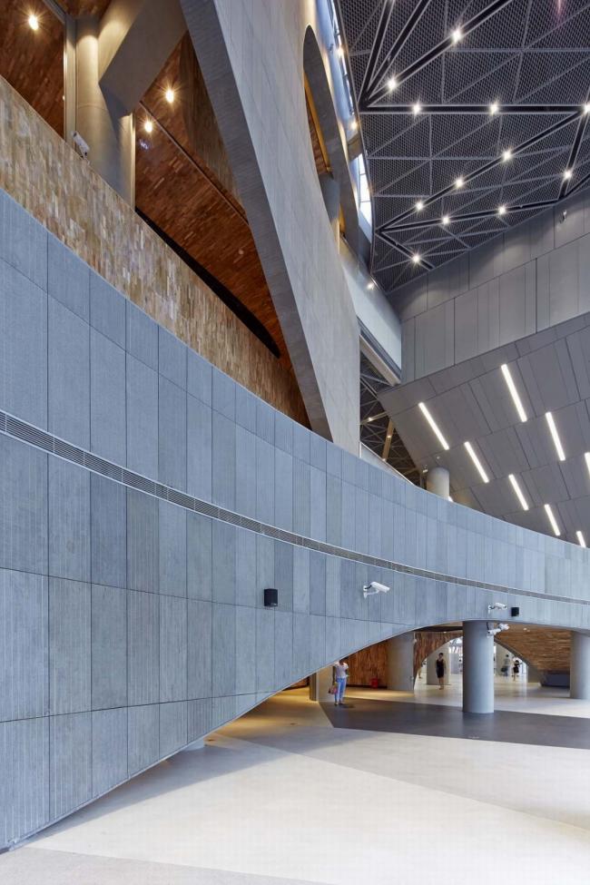 BIM建筑|现代轻透与传统厚重融合的美感：上海虹桥艺术中间 / BAU