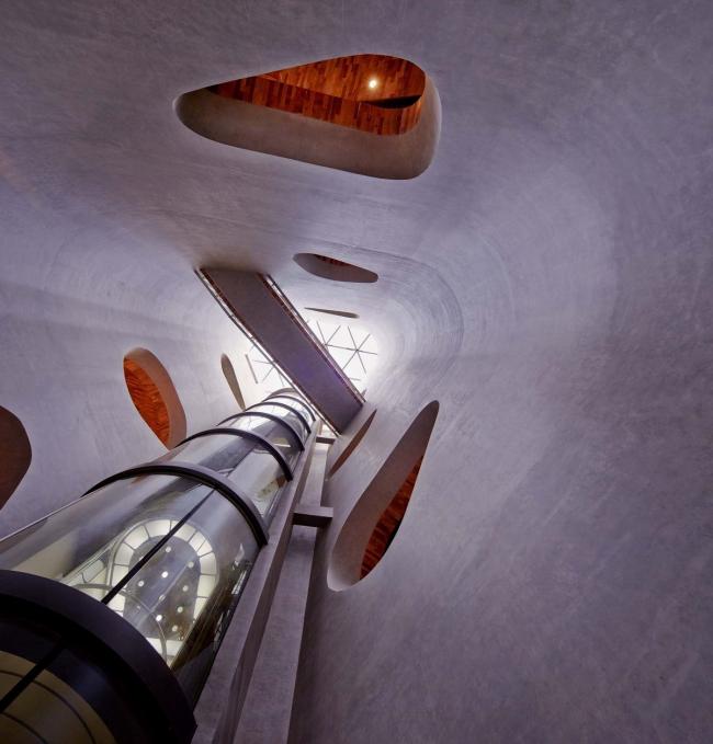 BIM建筑|现代轻透与传统厚重融合的美感：上海虹桥艺术中间 / BAU