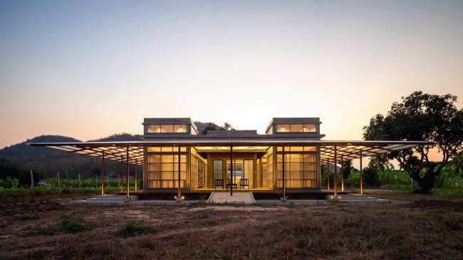 BIM建筑|村落静夜里的一盏路灯：Kaeng Krachan 藏书楼 / Junsekino architects and Design