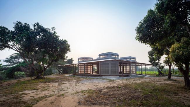 BIM建筑|村落静夜里的一盏路灯：Kaeng Krachan 藏书楼 / Junsekino architects and Design