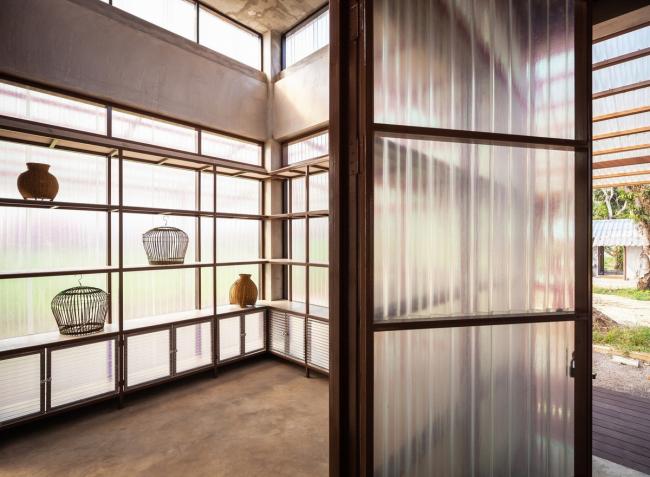 BIM建筑|村落静夜里的一盏路灯：Kaeng Krachan 藏书楼 / Junsekino architects and Design