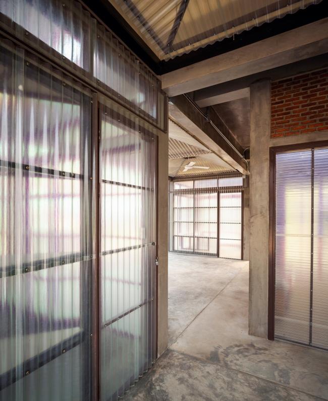 BIM建筑|村落静夜里的一盏路灯：Kaeng Krachan 藏书楼 / Junsekino architects and Design