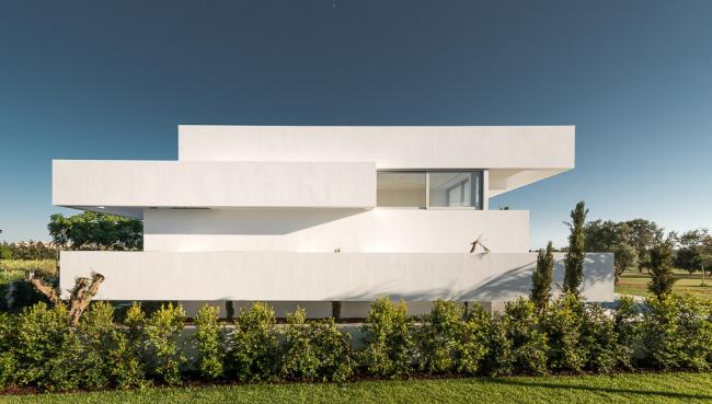 BIM建筑|五个平台和一个花圃 / corpo atelier