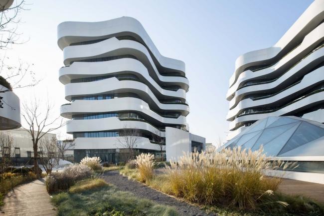 BIM建筑|宛若柔柔翻腾的海浪：天筠产业办公组团 / 第一实践建筑设计