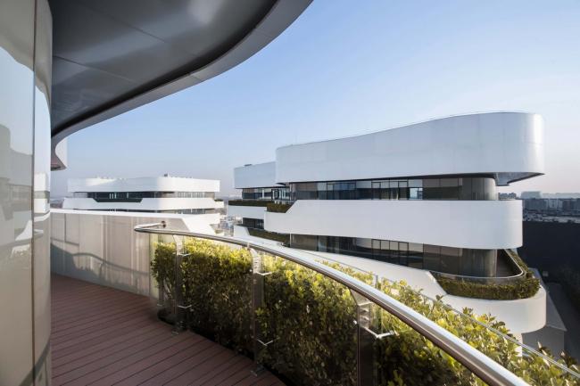 BIM建筑|宛若柔柔翻腾的海浪：天筠产业办公组团 / 第一实践建筑设计