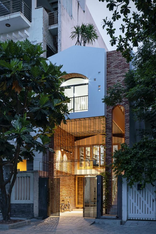 BIM建筑|空间嵌套，会呼吸的热带室第 / IZ Architects