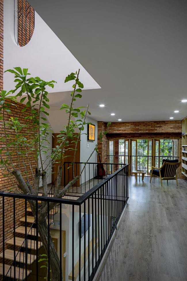 BIM建筑|空间嵌套，会呼吸的热带室第 / IZ Architects