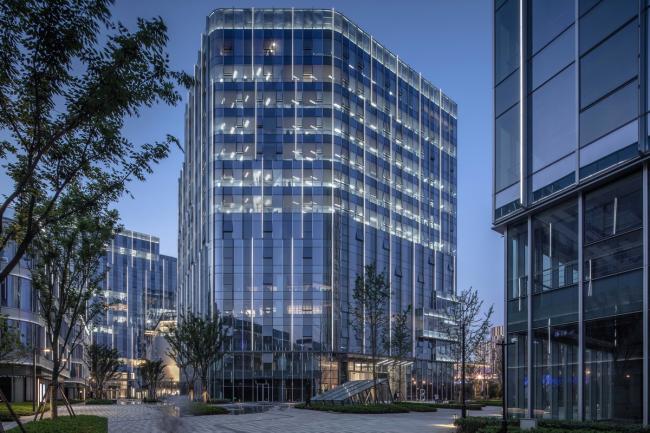 BIM建筑|城市共生空间——南京世茂智汇园 & 52+Mini Mall / 成执设计