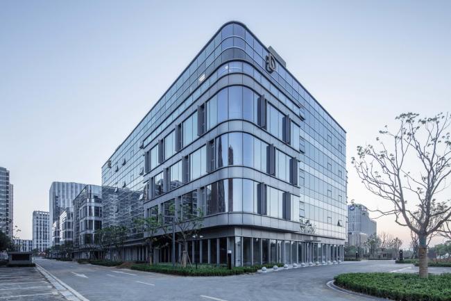 BIM建筑|城市共生空间——南京世茂智汇园 & 52+Mini Mall / 成执设计