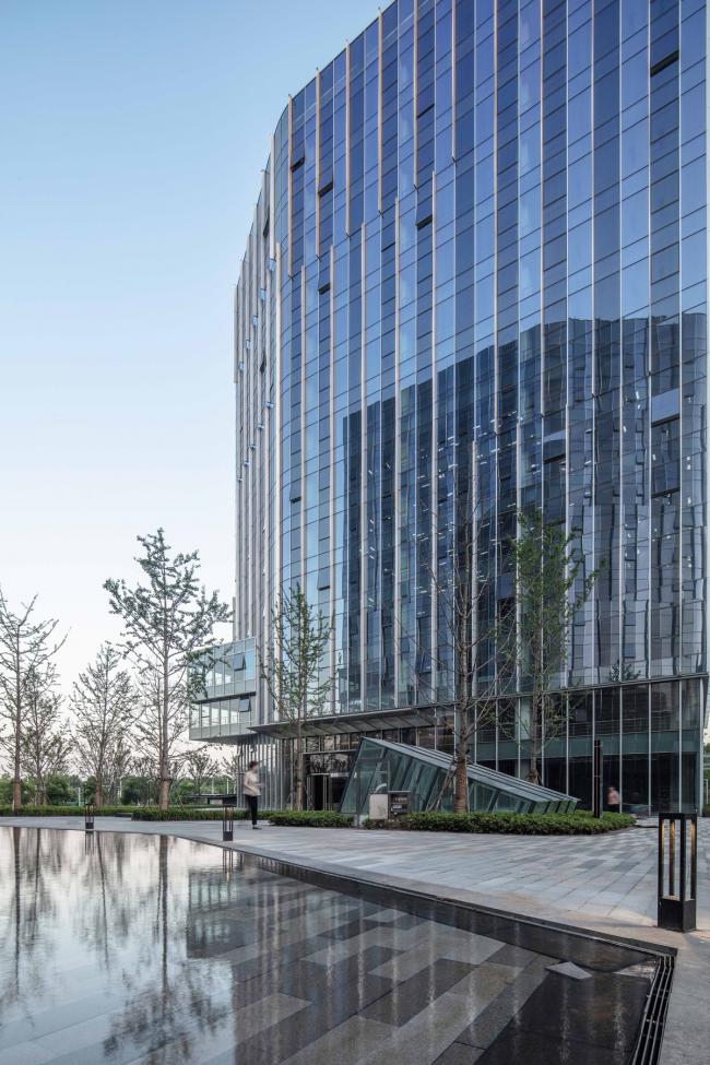 BIM建筑|城市共生空间——南京世茂智汇园 & 52+Mini Mall / 成执设计