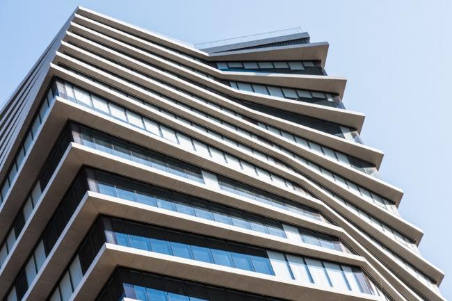 BIM建筑|倒置的冰山：ToHA 办公楼 / Ron Arad Architects