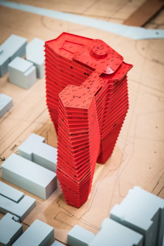 BIM建筑|倒置的冰山：ToHA 办公楼 / Ron Arad Architects