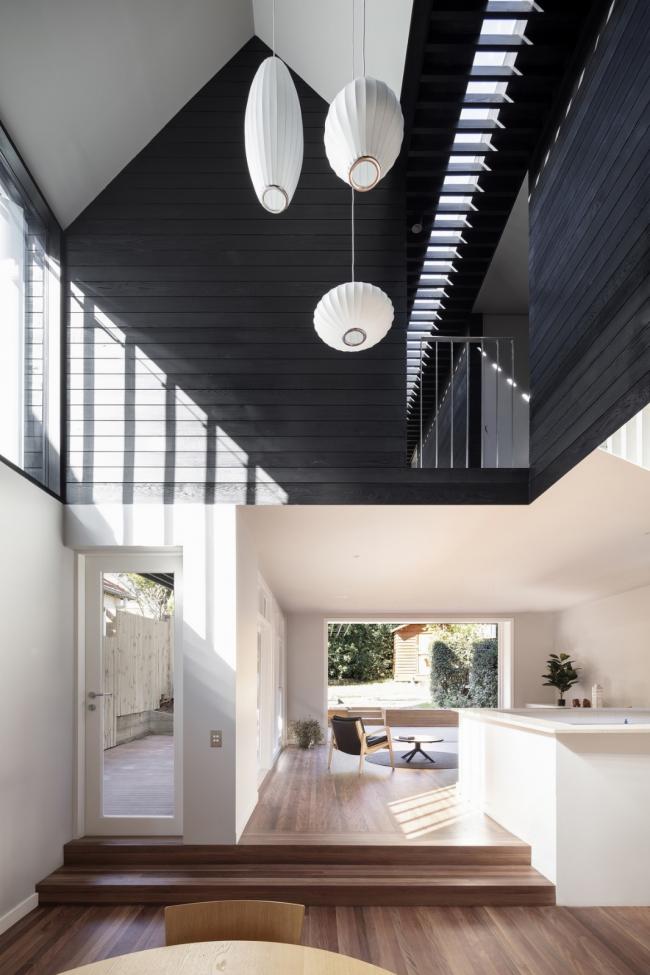 BIM建筑|口角几何修建成的儿童积木：双子顶别墅 / Benn & Penna Architecture