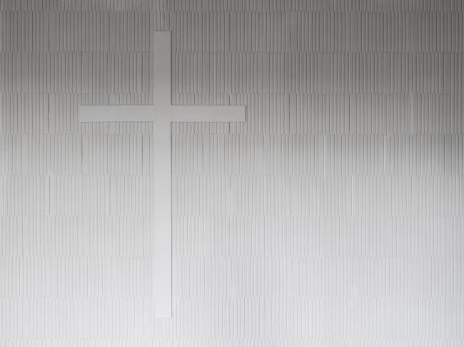 BIM建筑|稳重素净，重塑古典主义：德国科尔***教堂 / VON M