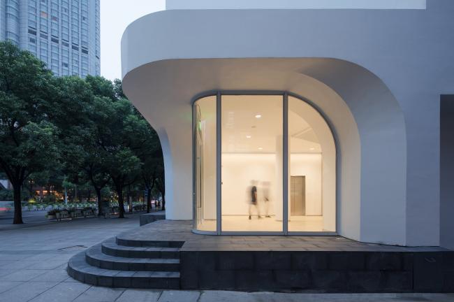 BIM建筑|直面微风，温顺而强盛的气场——静安商楼建筑更新 / ArchUnits|一栋设计工作室