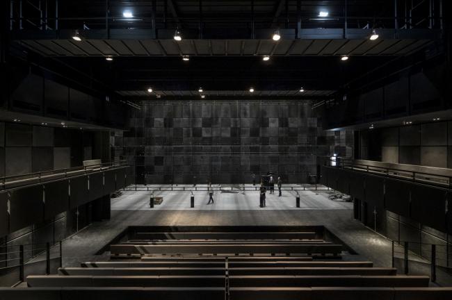 BIM建筑|“MÉCA文化经济创意中间”，喷砂混凝土的资料质感 / BIG