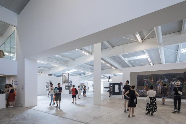 BIM建筑|“MÉCA文化经济创意中间”，喷砂混凝土的资料质感 / BIG