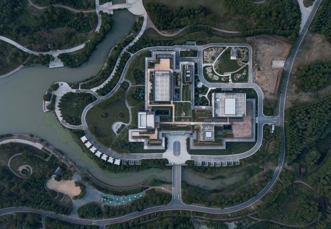 BIM建筑|消隐于天然，唐仲英基金会中国中间 / 浙江年夜学建筑设计研讨院