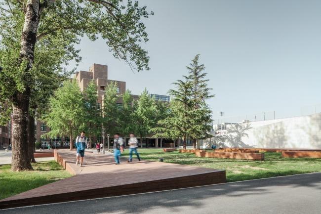 BIM建筑|重讲校园故事——北年夜附中本校及向阳将来黉舍两校园景不雅改革 / Crossboundaries