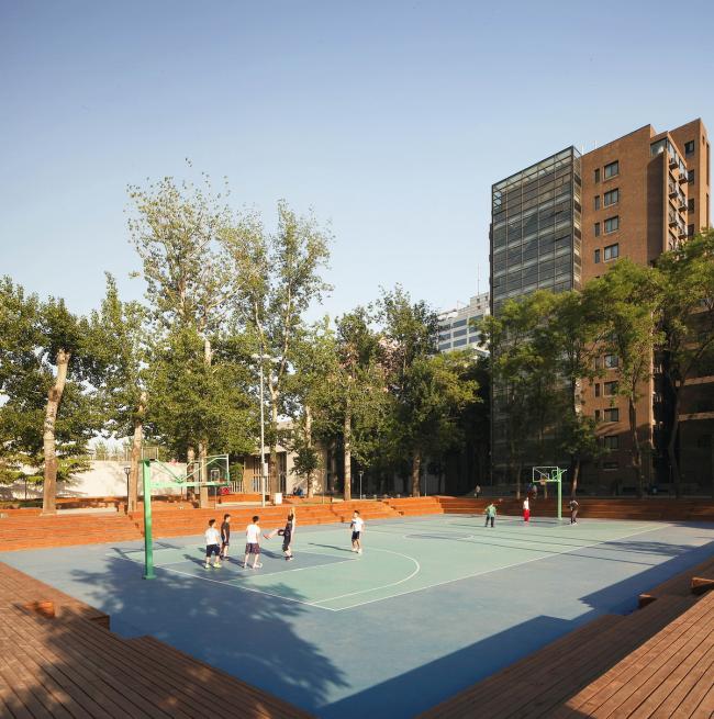 BIM建筑|重讲校园故事——北年夜附中本校及向阳将来黉舍两校园景不雅改革 / Crossboundaries