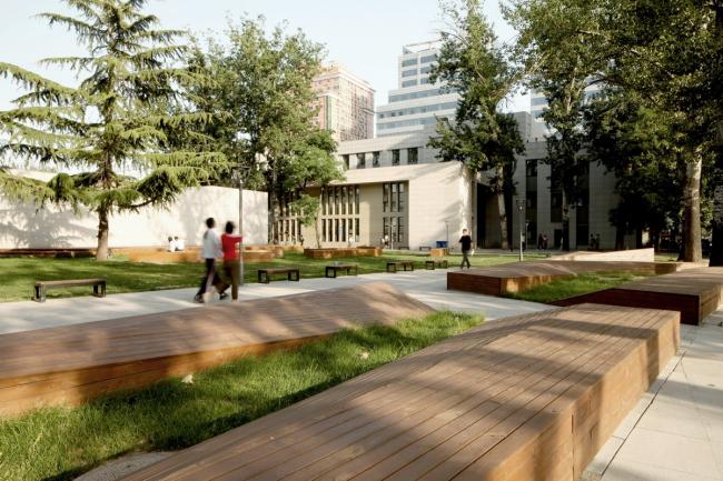 BIM建筑|重讲校园故事——北年夜附中本校及向阳将来黉舍两校园景不雅改革 / Crossboundaries