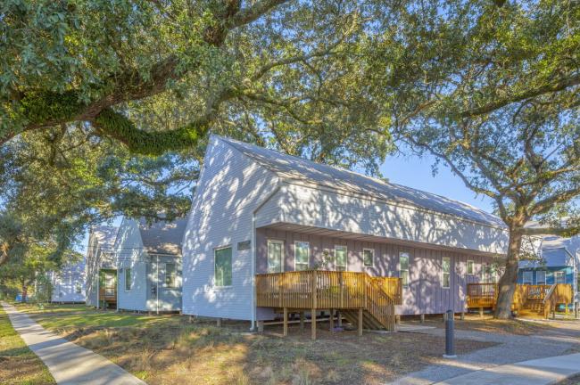 BIM建筑|儿童简笔画里的村落田园社区：Bastion 退伍甲士社区 / OJT