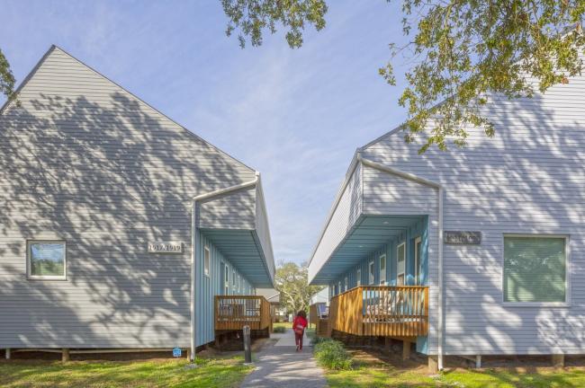 BIM建筑|儿童简笔画里的村落田园社区：Bastion 退伍甲士社区 / OJT