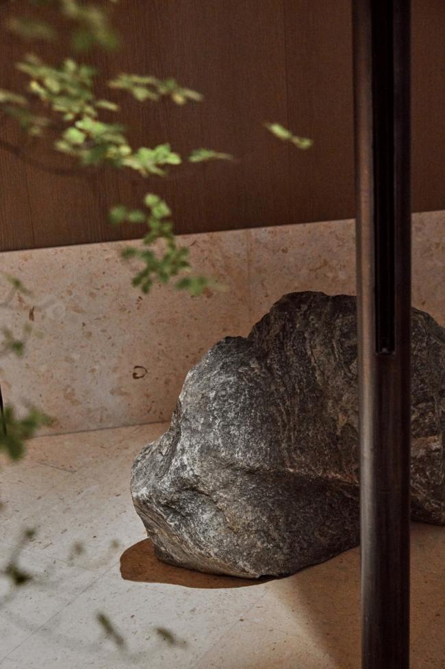 BIM建筑|城市山川——喜茶厦门磐基名品中间店 / BloomDesign绽放设计