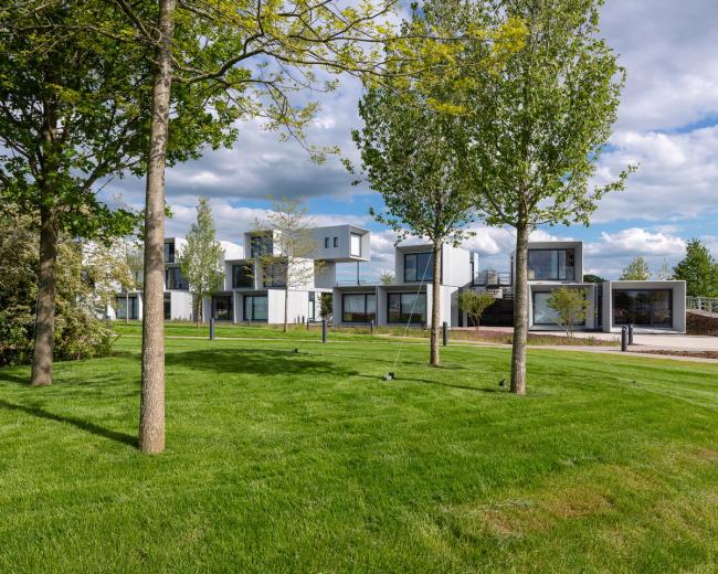 BIM建筑|如企鹅般蜂拥瞭看：戴森工程技巧学院 / WilkinsonEyre