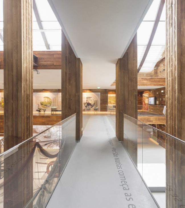 BIM建筑|原始朴实的诗意空间：葡萄酒博物馆 / Atelier 405