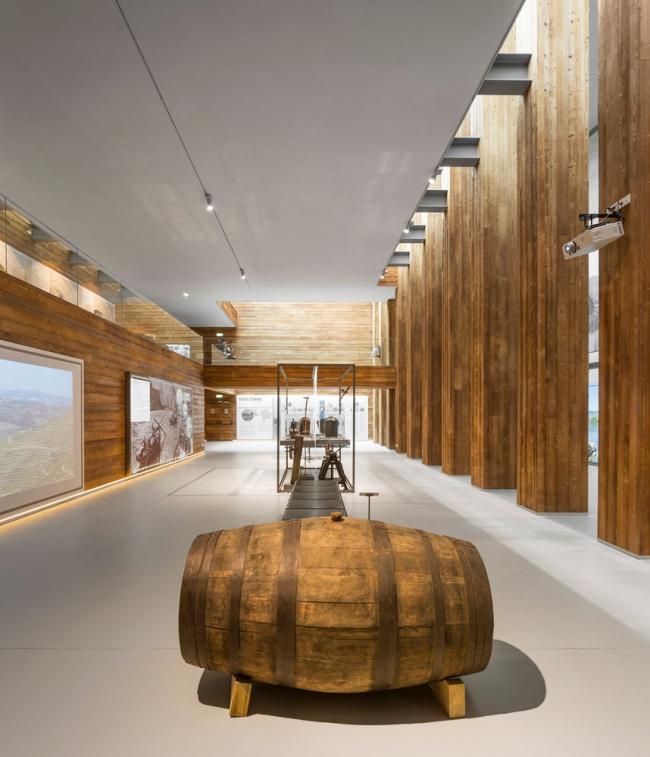 BIM建筑|原始朴实的诗意空间：葡萄酒博物馆 / Atelier 405