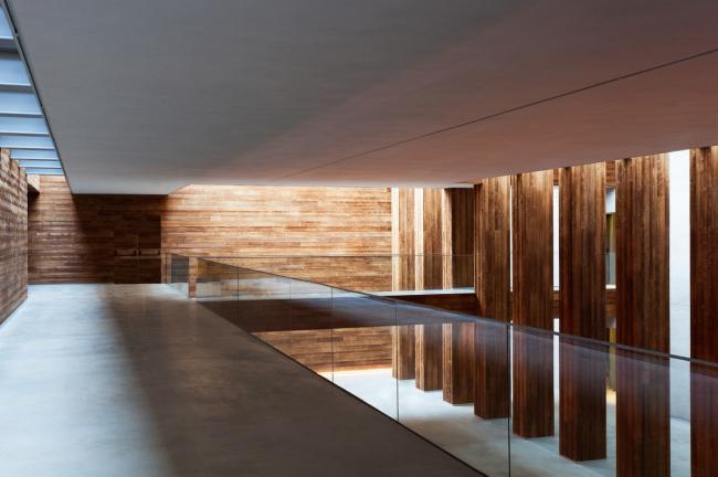 BIM建筑|原始朴实的诗意空间：葡萄酒博物馆 / Atelier 405