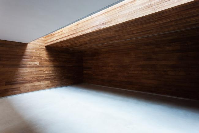 BIM建筑|原始朴实的诗意空间：葡萄酒博物馆 / Atelier 405